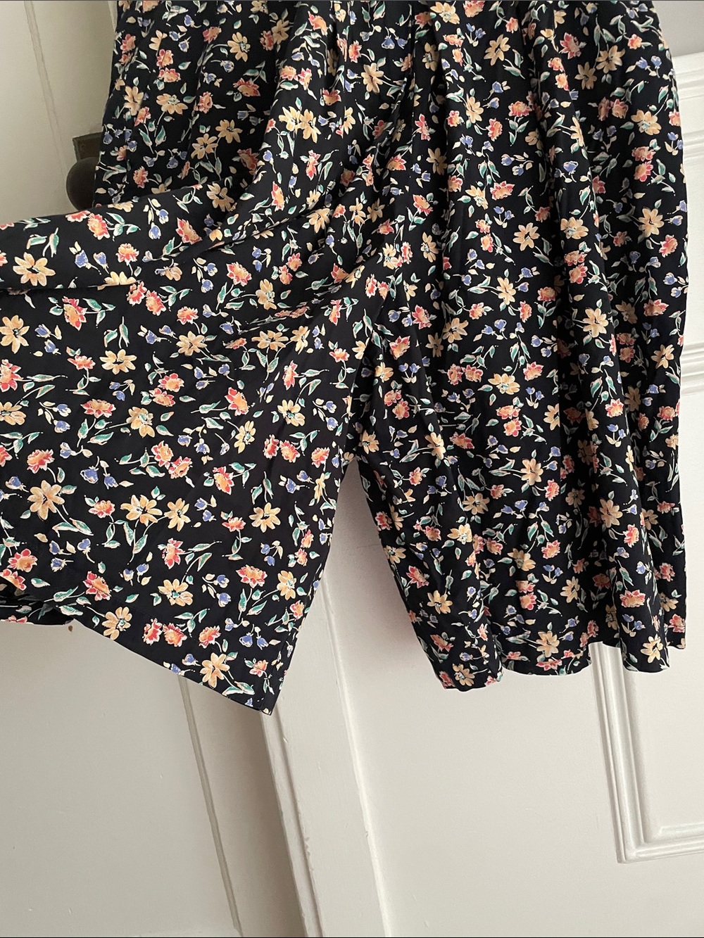 Vintage Tilley Endurables floral trouser shorts-Size XL - Picture 3 of 10